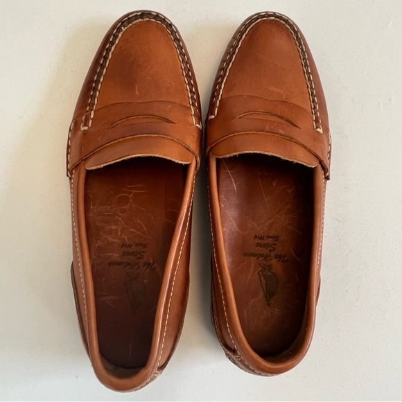 THE HOMES STORE Classic Brown Leather Loafers Size 7.5 Wide main image 4